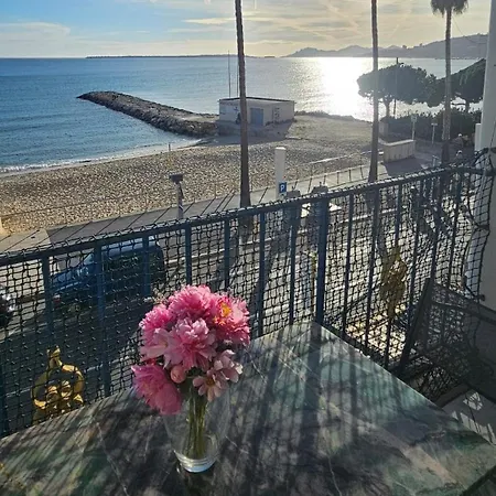 Le Reflet D'azur - Les Pieds Dans L'eau Apartmán